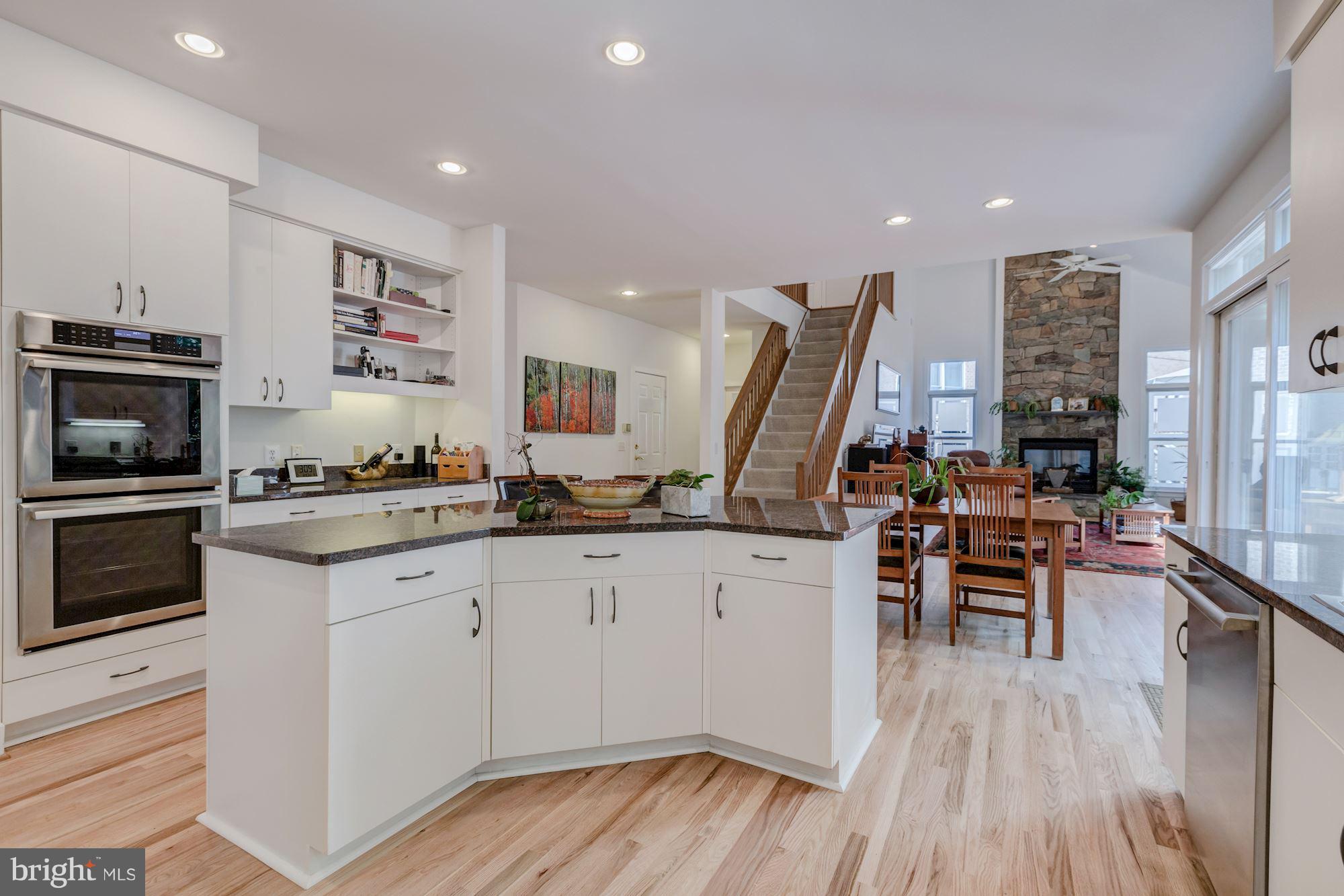 6900 Rannoch Road Bethesda, MD 20817 - Photo 8 of 23 Kitchen