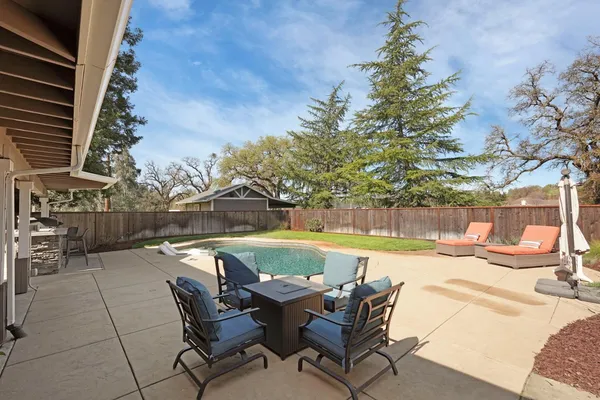 $799,000 | 236 Creek View Lane, Wallace, CA 95254