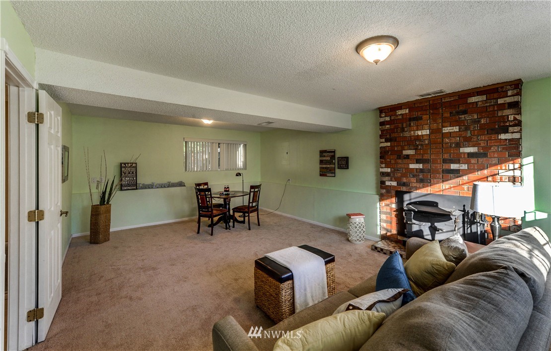 2117 Timber Trail Bothell, WA 98012 - Photo 21 of 25