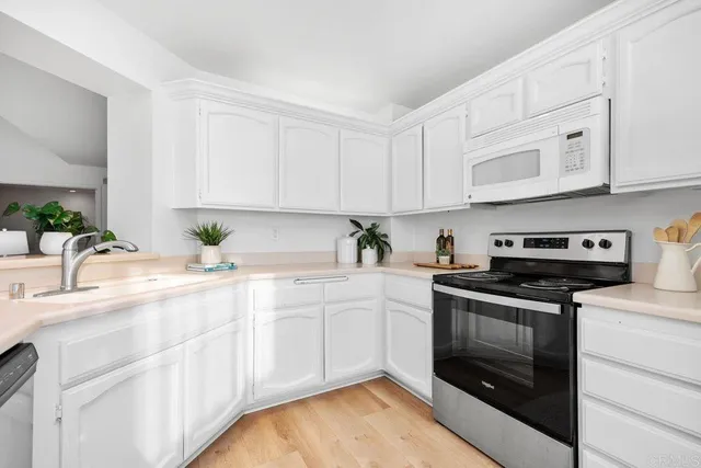 $1,299,000 | 7013 Lavender Way, Carlsbad, CA 92011