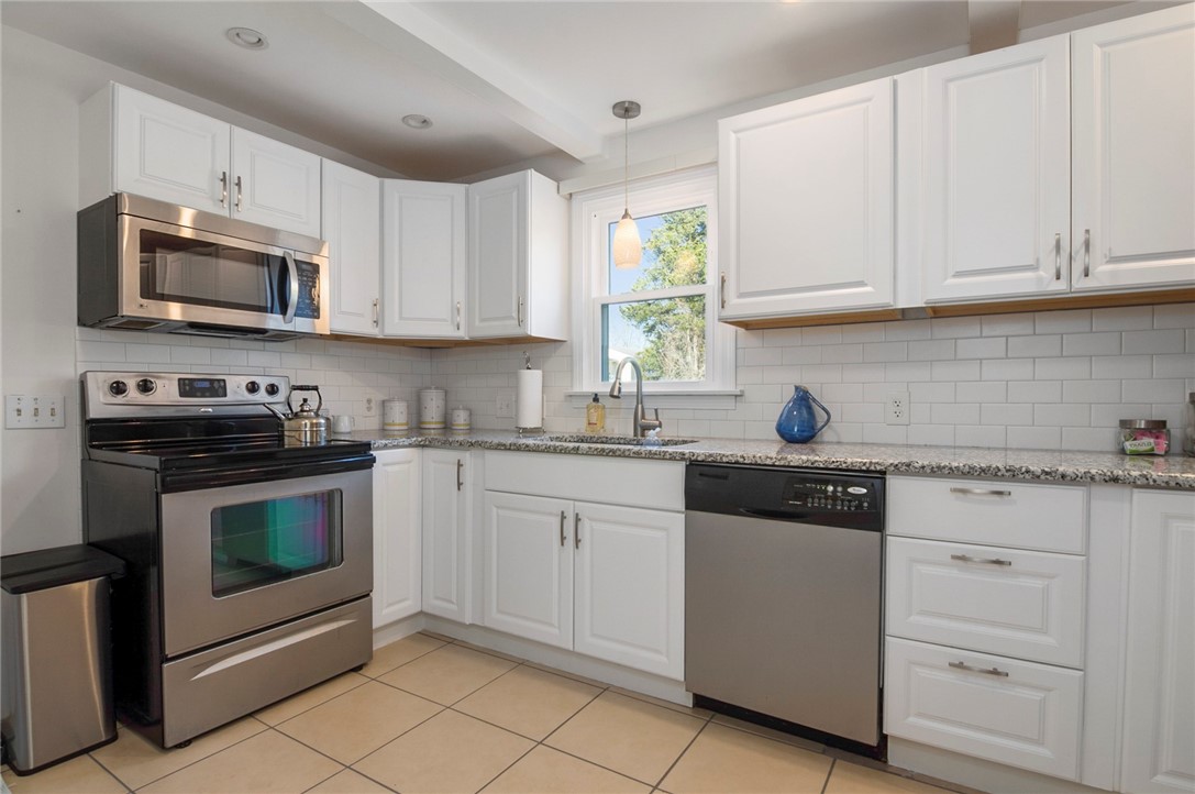 131 Watch Hill Road Westerly, RI 02891 - Photo 12 of 23