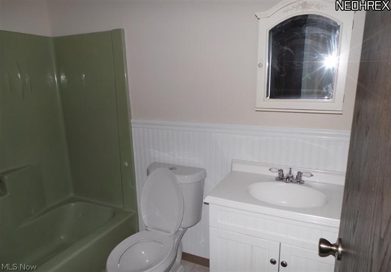 6935 Wadsworth Road Medina, OH 44256 - Photo 9 of 24 Gallery Image 9