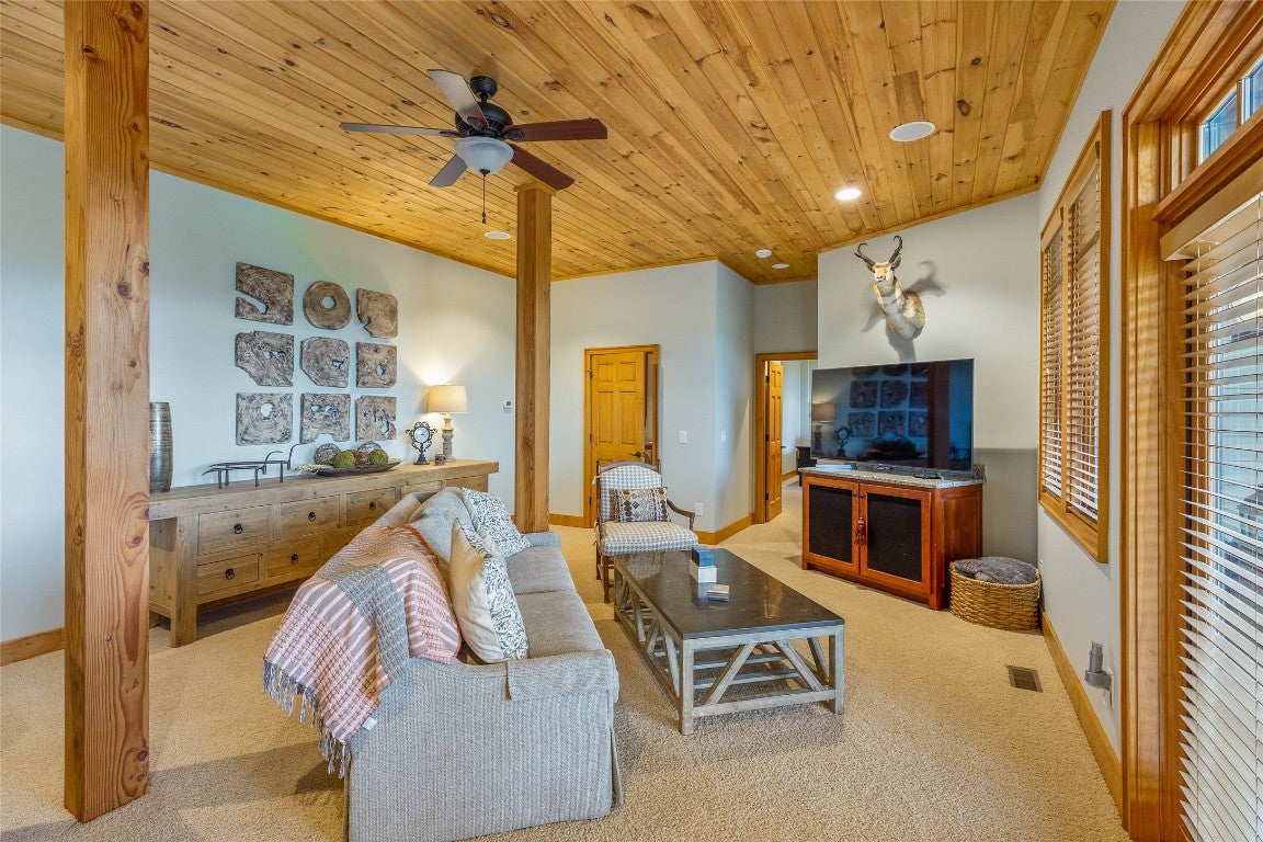 340 East Ridge Road Cashiers, NC 28717 - Photo 45 of 70 Family room