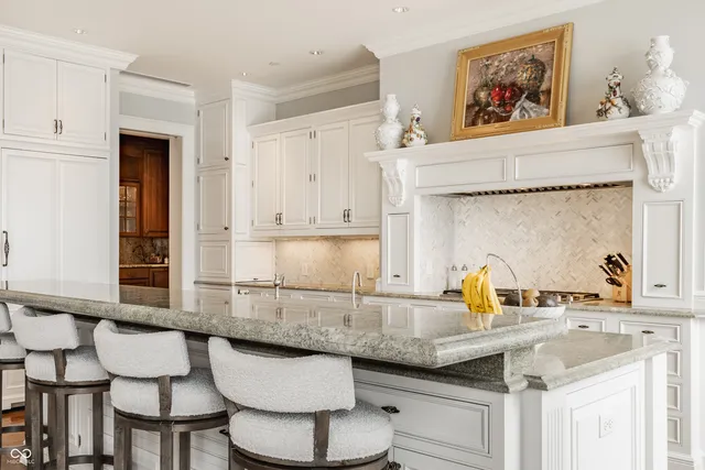 $4,450,000 | 1 North Illinois Street, Unit 11, Indianapolis, IN 46204