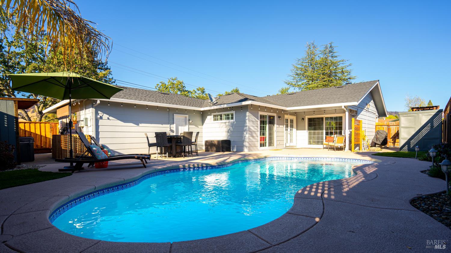 235 Grove Avenue Santa Rosa, CA 95409 - Photo 31 of 37