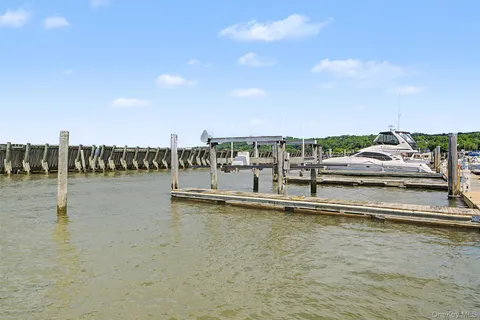 $84,000 | D-17 Half Moon Bay Marina, Croton-on-Hudson, NY 10520