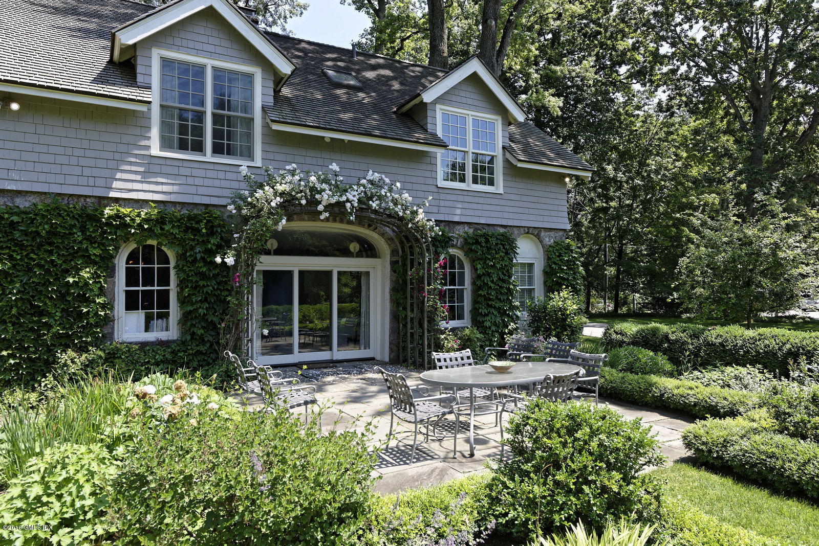 25 Leeward Lane Riverside, CT 06878 - Photo 6 of 19 front view of a house with a yard