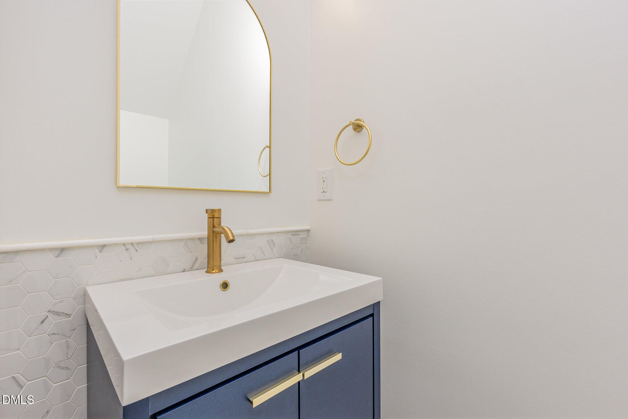 7824 Silverthread Lane Raleigh, NC 27617 - Photo 15 of 33 015_cj4a2503-edit_964