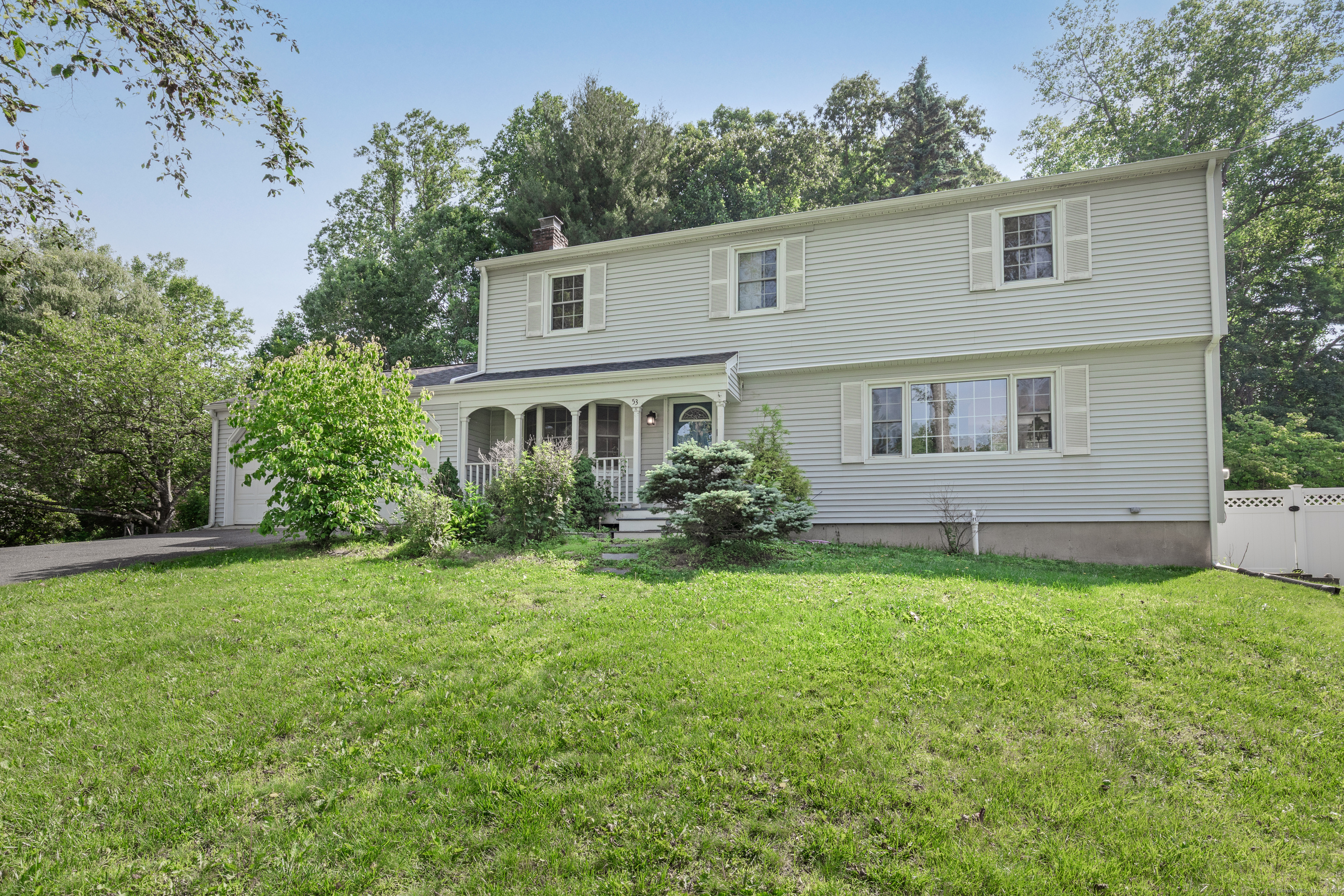 Welcome to 53 Ridgedale Rd