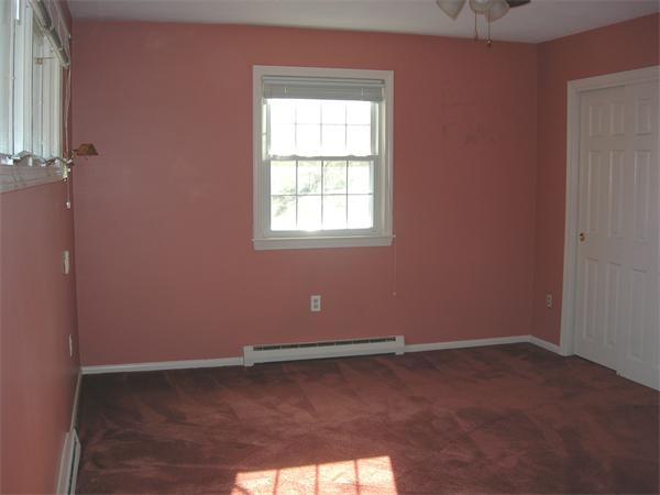 118 Worthen Road Lexington, MA 02421 - Photo 14 of 15 an empty room with a window