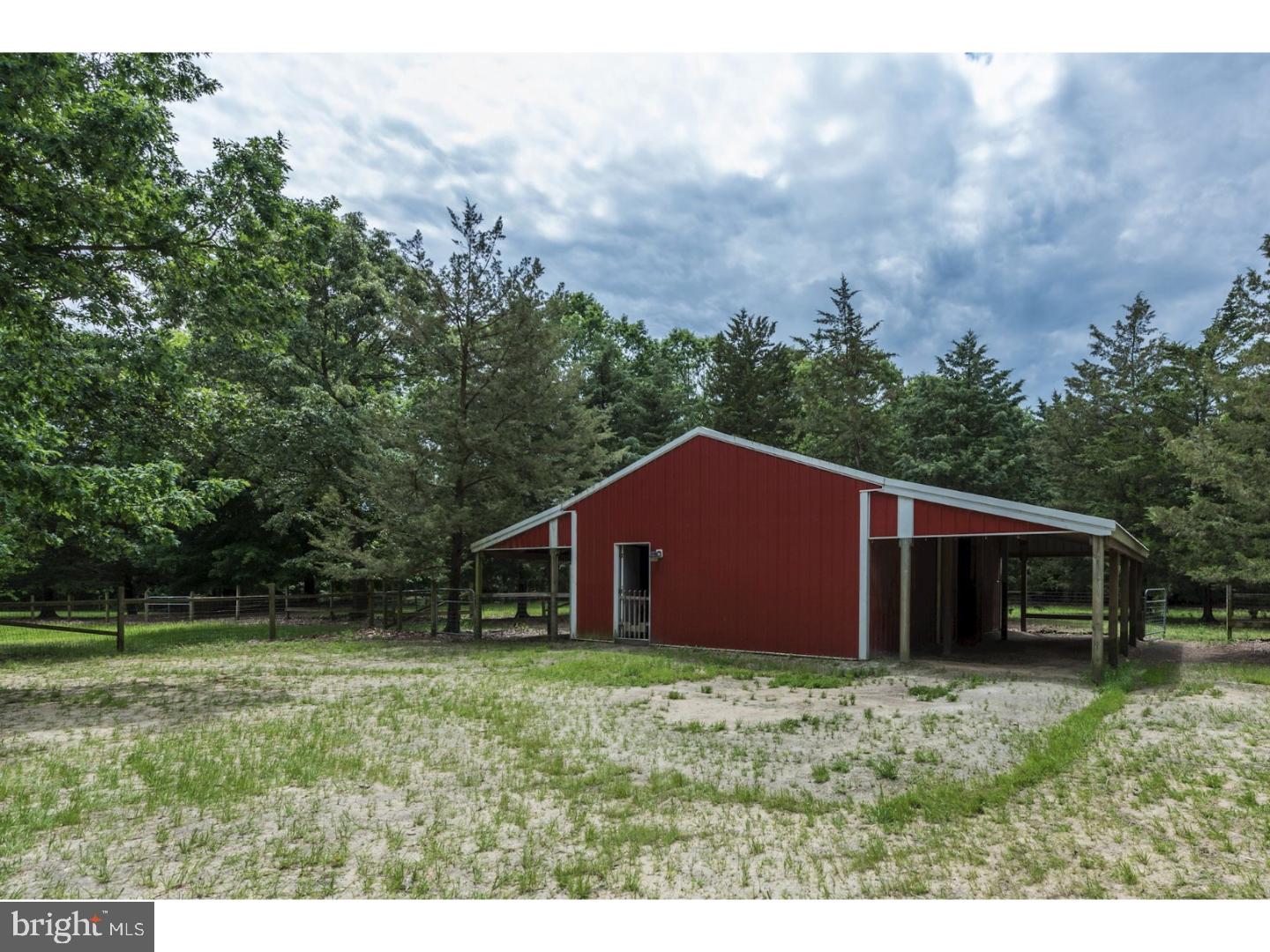 458 South Main Road Vineland, NJ 08360 - Photo 21 of 25 Barn