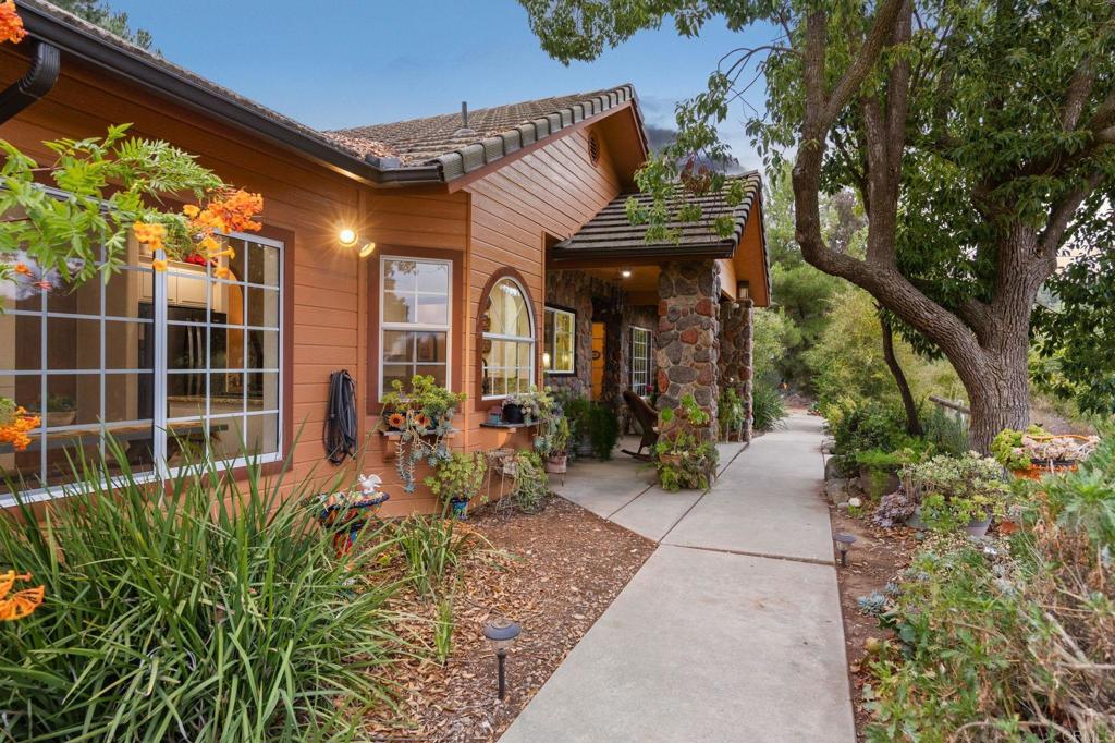 19079 Paradise Mountain Road Valley Center, CA 92082 - Photo 39 of 58