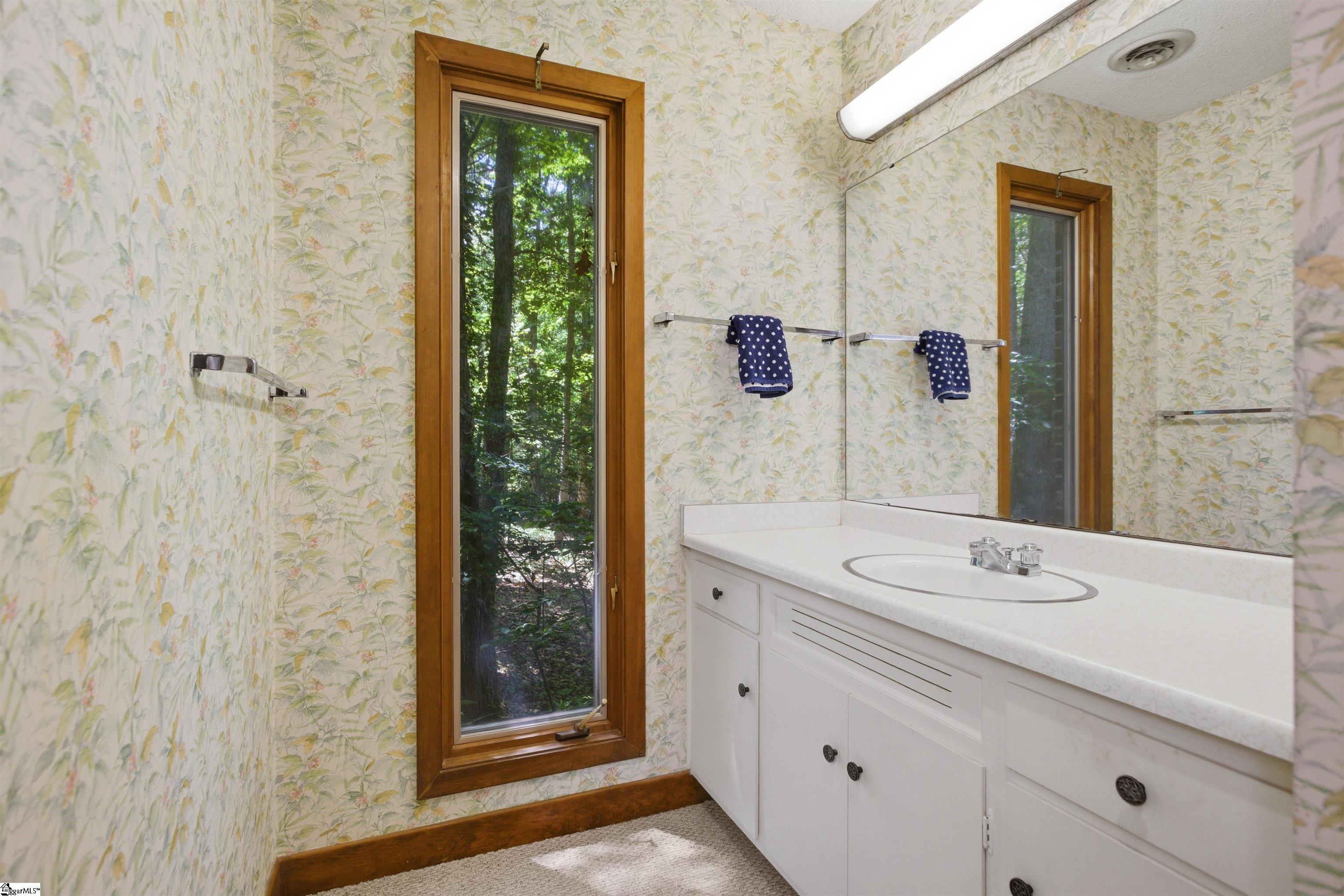 16 Oakleaf Road Greenville, SC 29609 - Photo 16 of 35