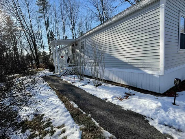 $165,000 | 30 Soapstone Lane, Rochester, NH 03867