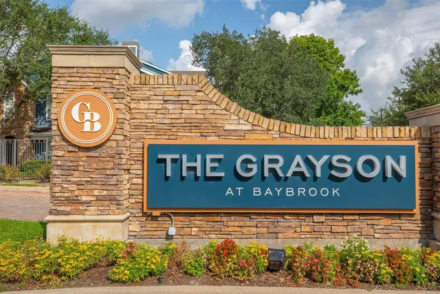 $1,360 | 19100 Glenwest Drive, Unit 1327, Friendswood, TX 77546