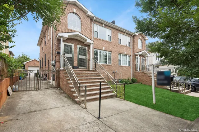 $3,500 | 61-31 136th Street | Queensboro Hill