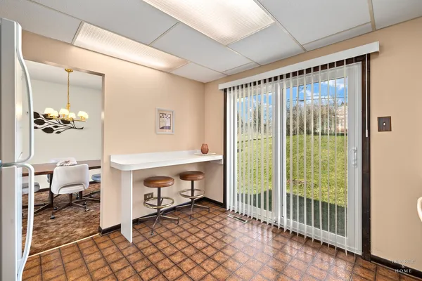 $349,900 | 404 Lucille Avenue, Fox River Grove, IL 60021