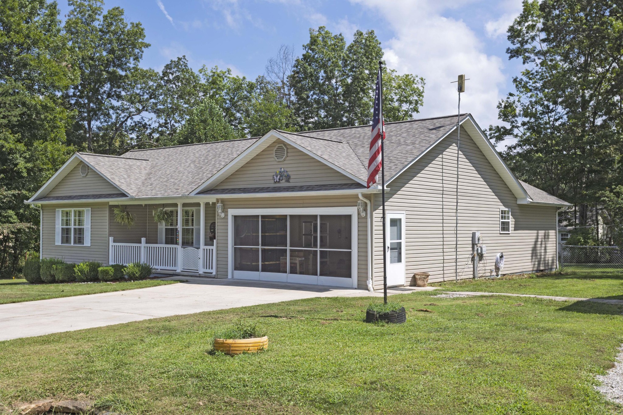 4010 Chica Road Crossville, TN 38572 - Photo 3 of 55 Gallery Image 3