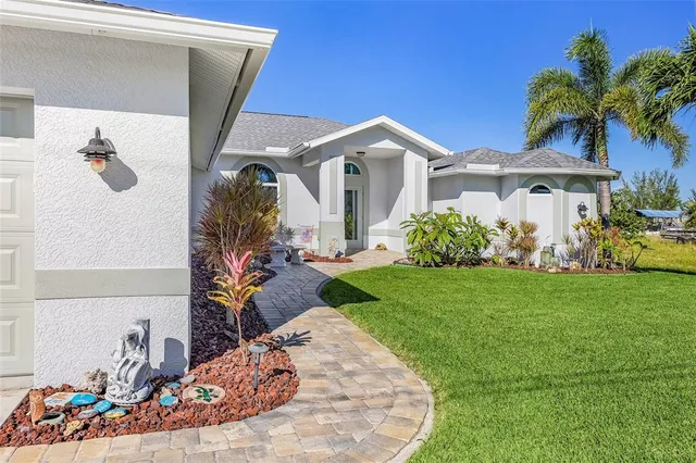 $995,000 | 430 Northwest 39th Avenue, Cape Coral, FL 33993