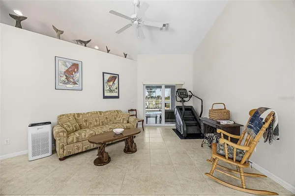 $994,000 | 430 Northwest 39th Avenue, Cape Coral, FL 33993