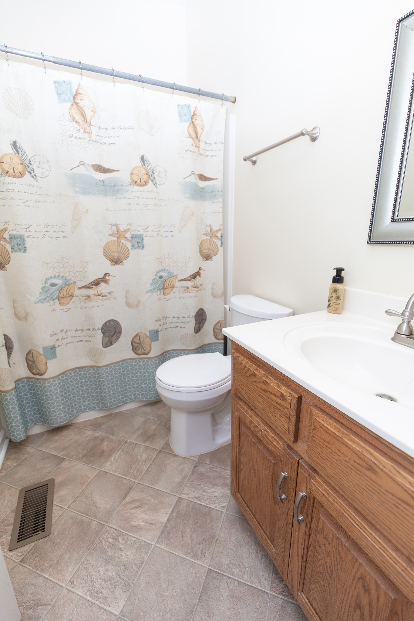 1417 Fairfield Road Westmoreland, TN 37186 - Photo 21 of 47 Guest bathroom