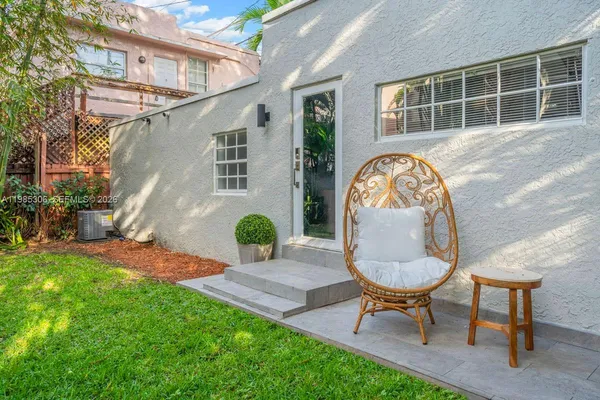 $15,000 | 151 Northeast 43rd Street, Miami, FL 33137