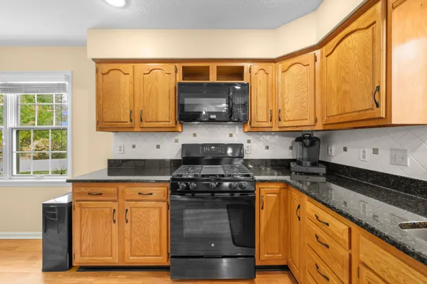 $335,000 | 4747 Woodside Drive, Buchanan, MI 49107