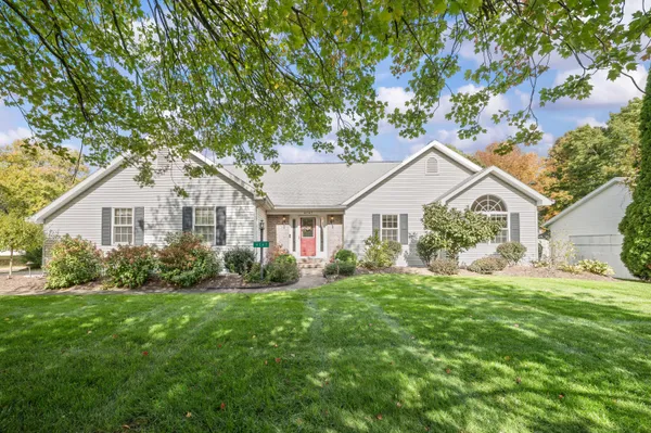 $335,000 | 4747 Woodside Drive, Buchanan, MI 49107