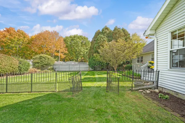 $335,000 | 4747 Woodside Drive, Buchanan, MI 49107