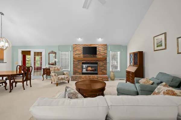 $335,000 | 4747 Woodside Drive, Buchanan, MI 49107