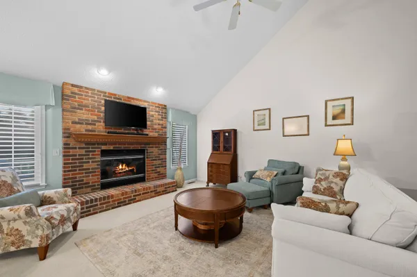 $335,000 | 4747 Woodside Drive, Buchanan, MI 49107