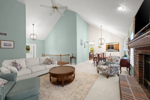 $335,000 | 4747 Woodside Drive, Buchanan, MI 49107