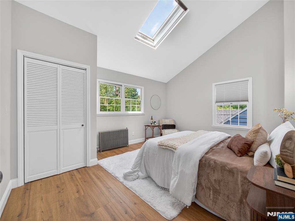 538 Coolidge Place Paramus, NJ 07652 - Photo 18 of 42