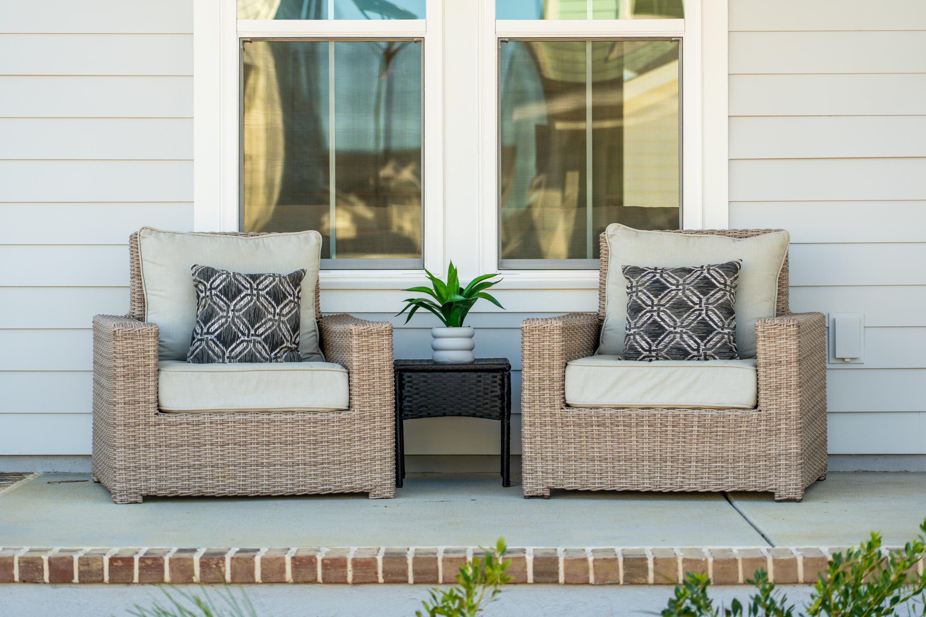 723 Rumbling Leaf Lane Summerville, SC 29486 - Photo 4 of 45 Welcoming Front Porch