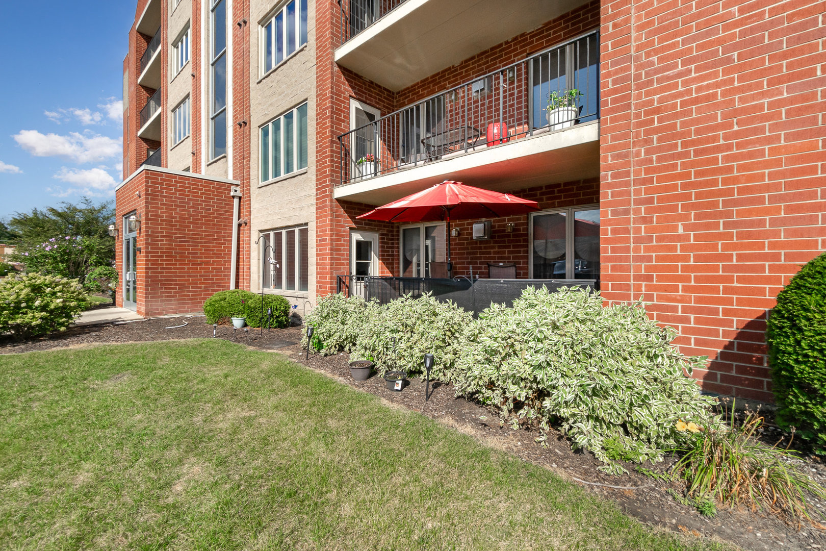 2321 183rd Street, Unit 102SW Homewood, IL 60430 - Photo 1 of 26 Gallery Image 1