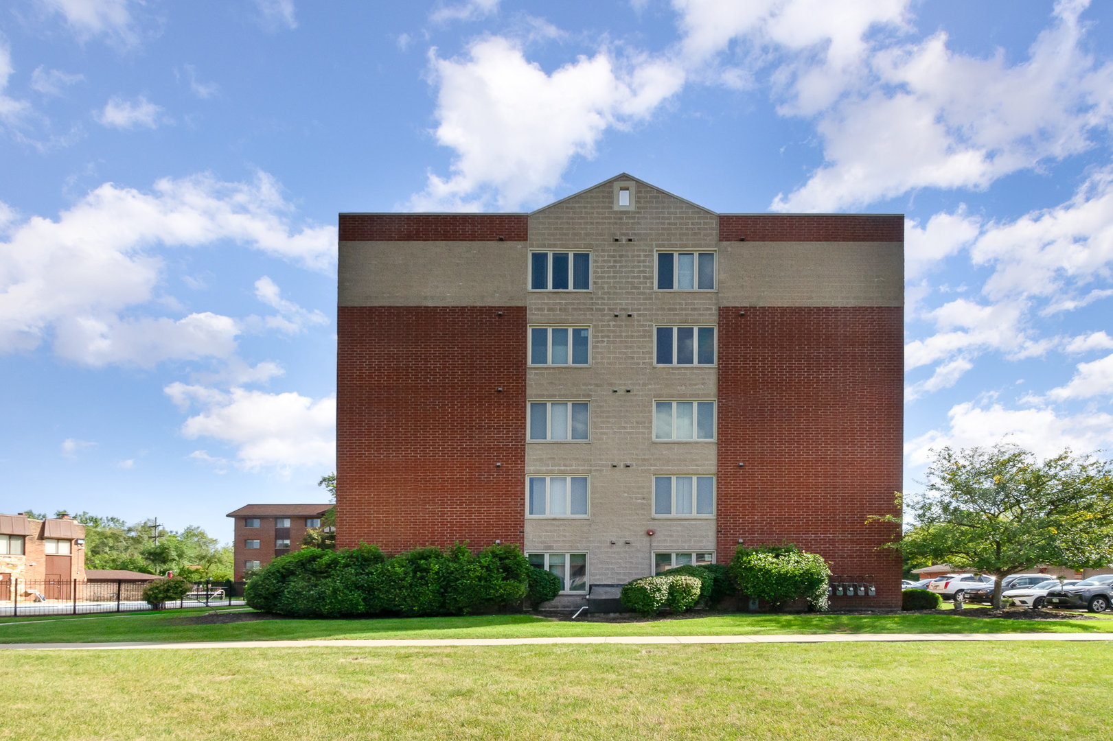 2321 183rd Street, Unit 102SW Homewood, IL 60430 - Photo 24 of 26 Gallery Image 24