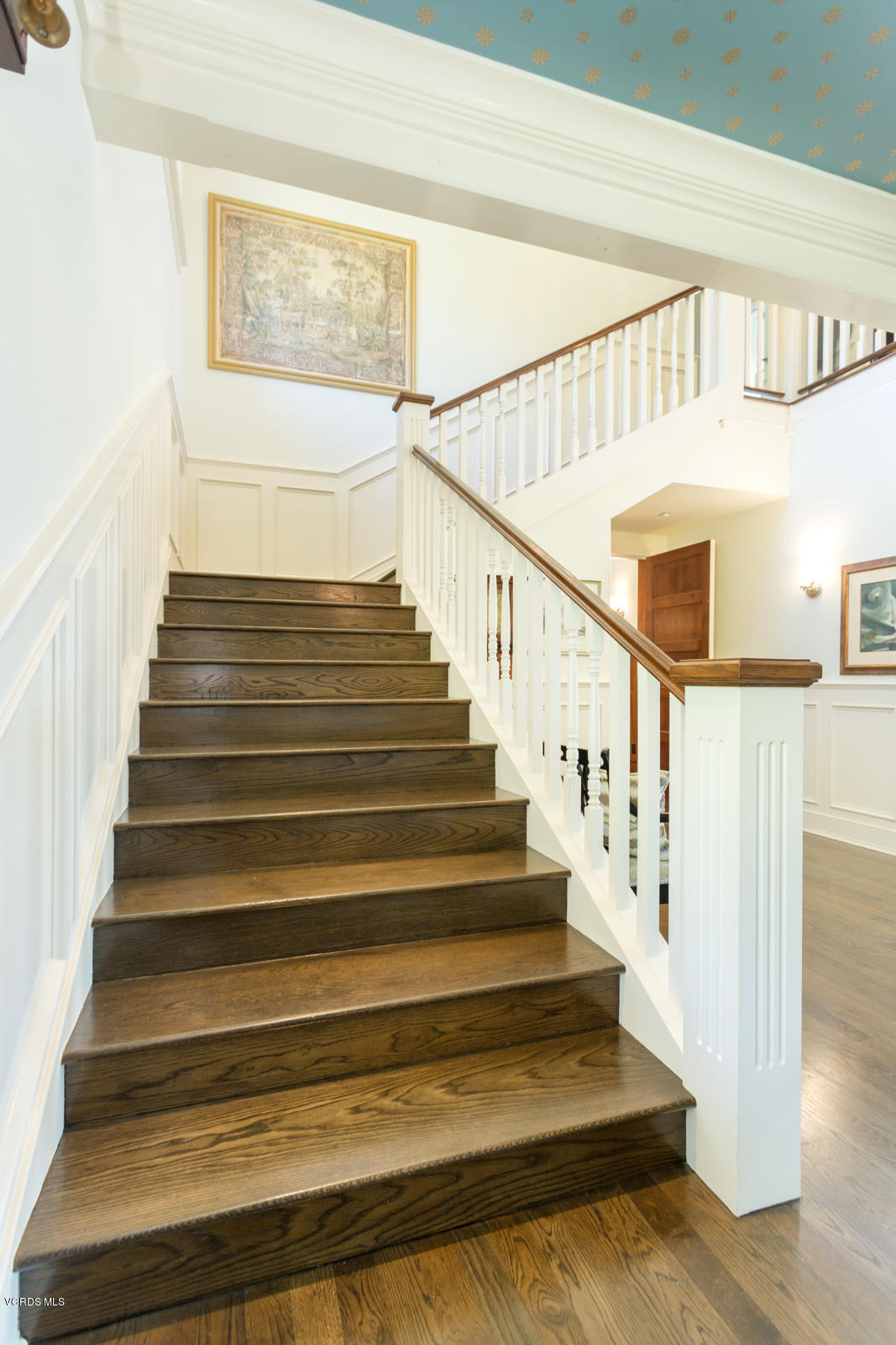 24900 Paseo Del Rancho Road Calabasas, CA 91302 - Photo 23 of 46 a view of entryway