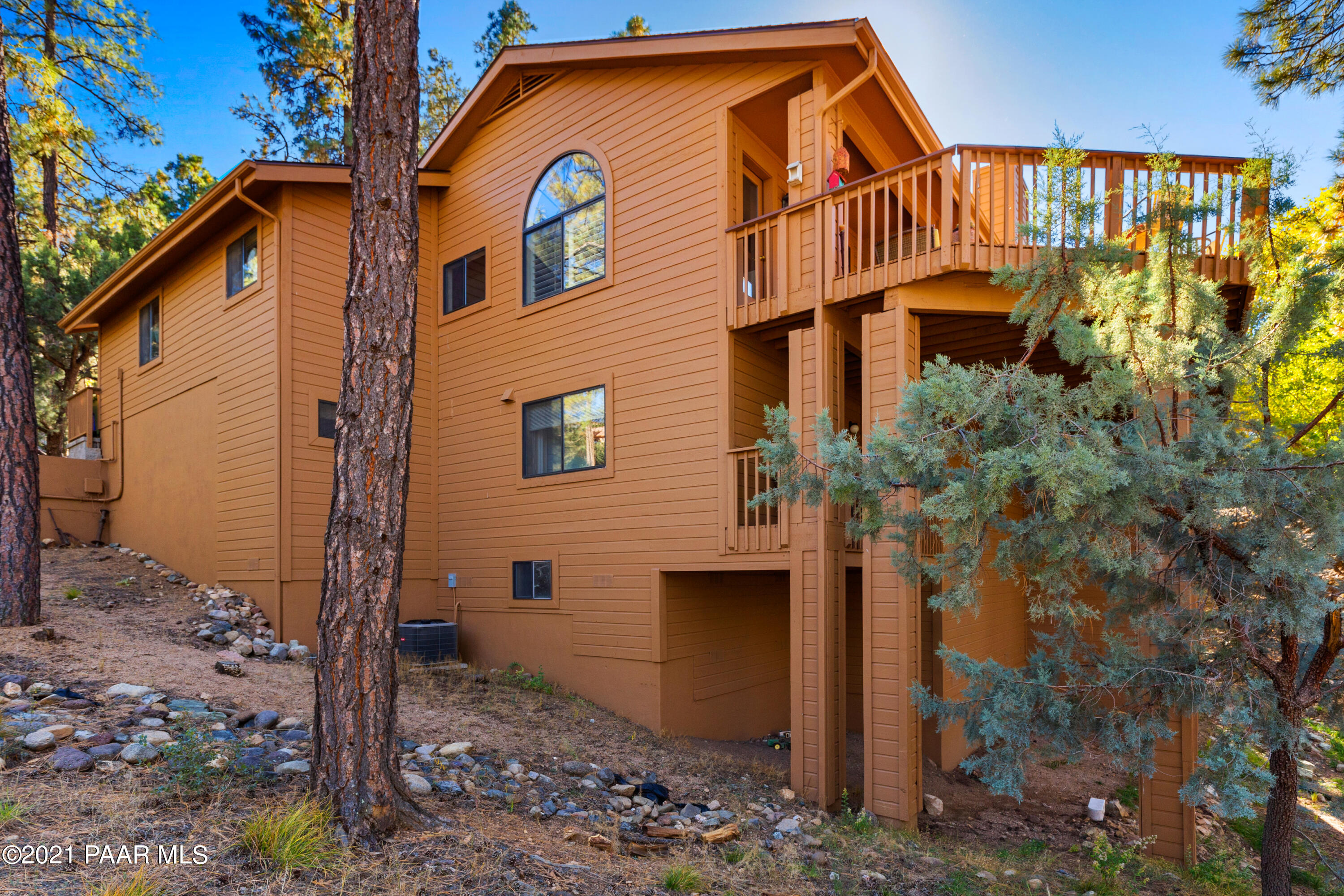 1424 East Valley View Road Prescott, AZ 86303 - Photo 34 of 43 a front view of a house with garden
