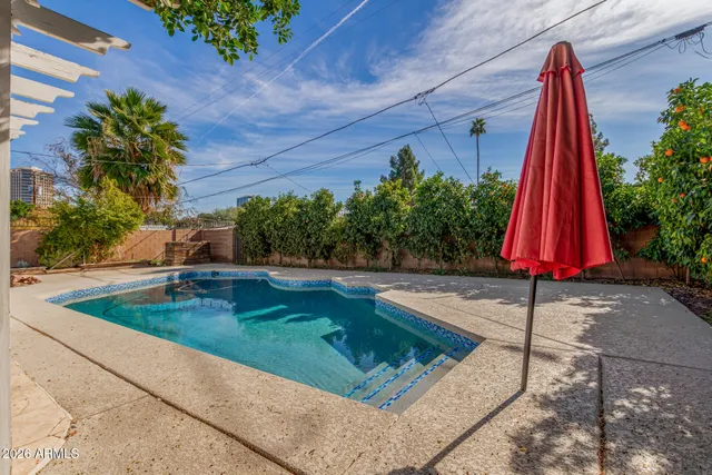 $3,195 | 429 West Flower Street, Phoenix, AZ 85013