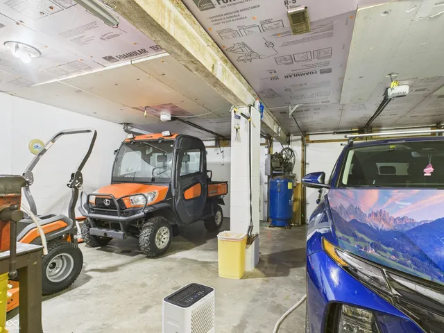 $599,999 | 4325 North County Road 650 West, Norman, IN 47264