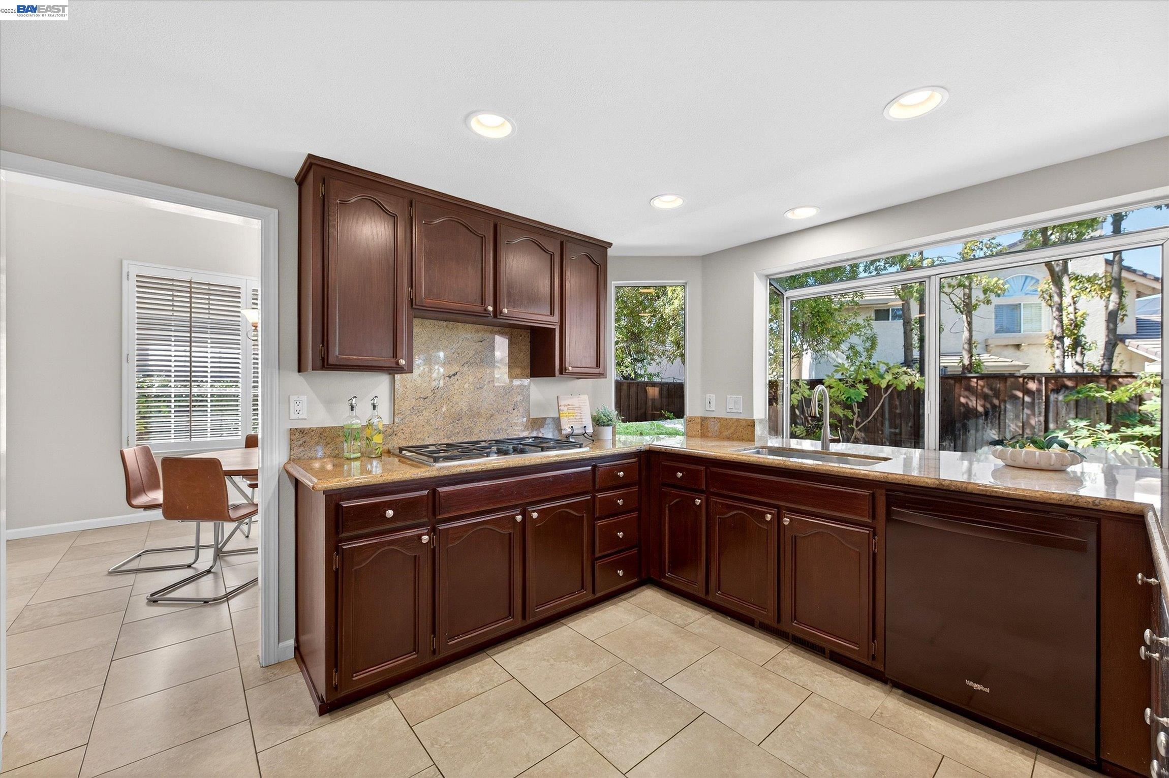 3329 Vermont Place Pleasanton, CA 94588 - Photo 15 of 44