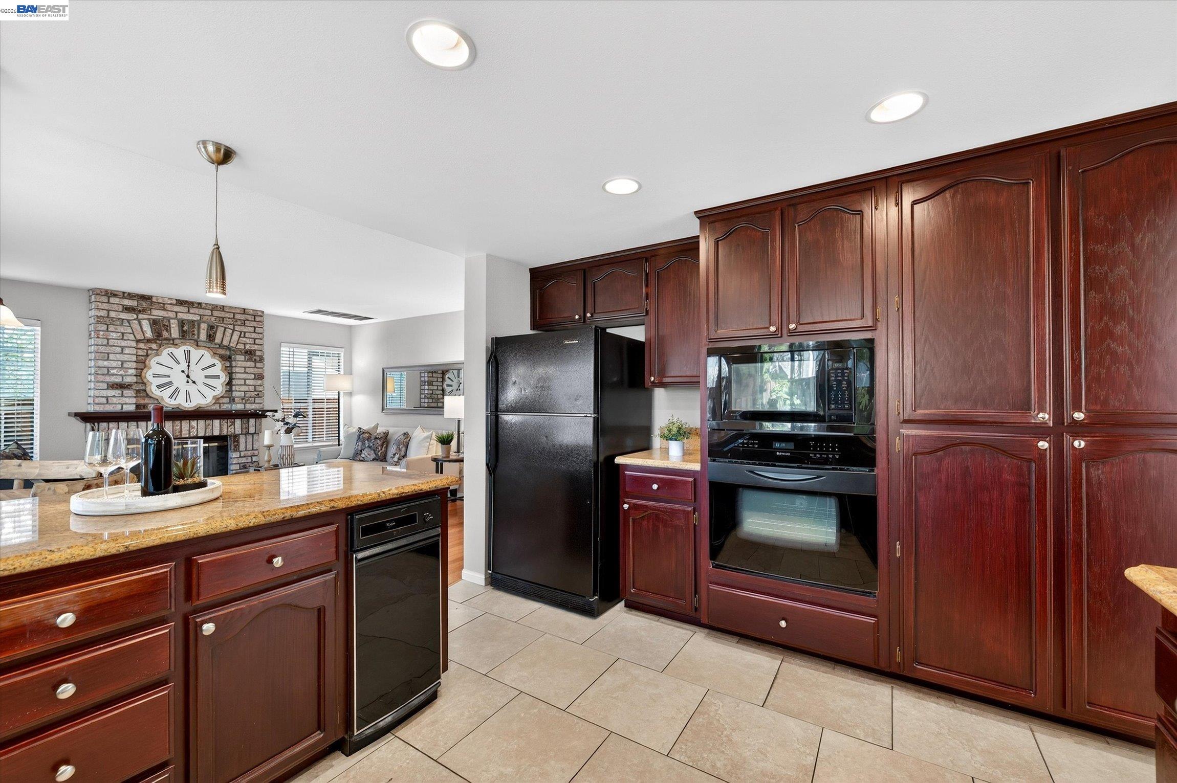 3329 Vermont Place Pleasanton, CA 94588 - Photo 18 of 44