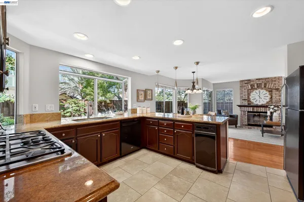 $1,829,000 | 3329 Vermont Place, Pleasanton, CA 94588