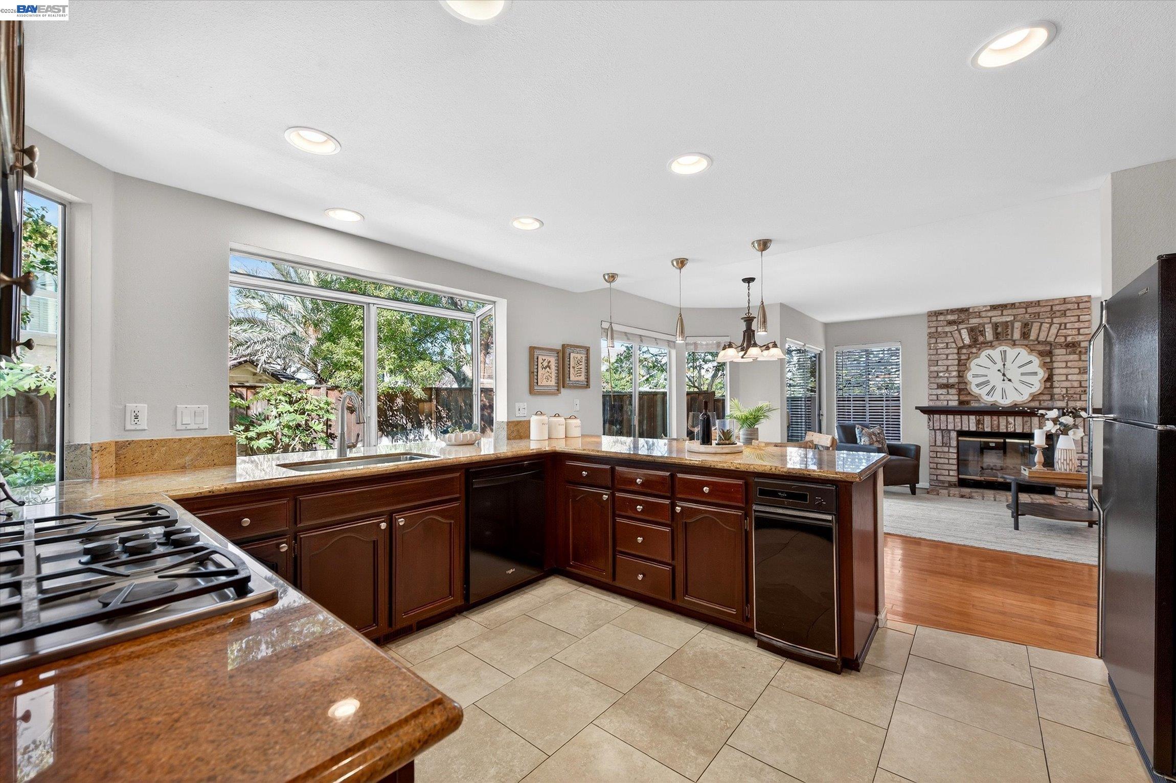 3329 Vermont Place Pleasanton, CA 94588 - Photo 19 of 44