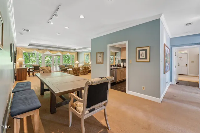 a picture of a building