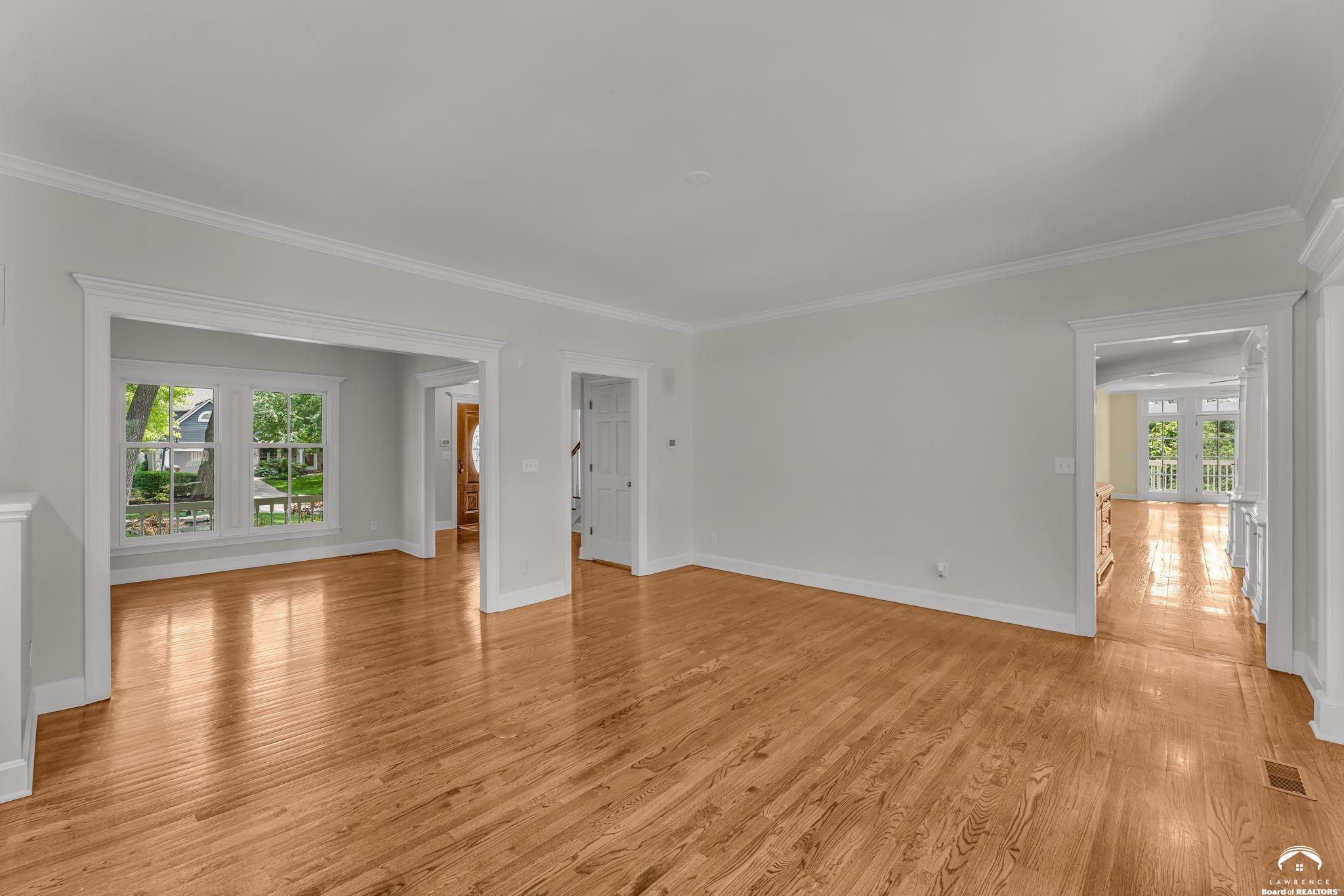 4516 Cedar Ridge Court Lawrence, KS 66049 - Photo 10 of 96