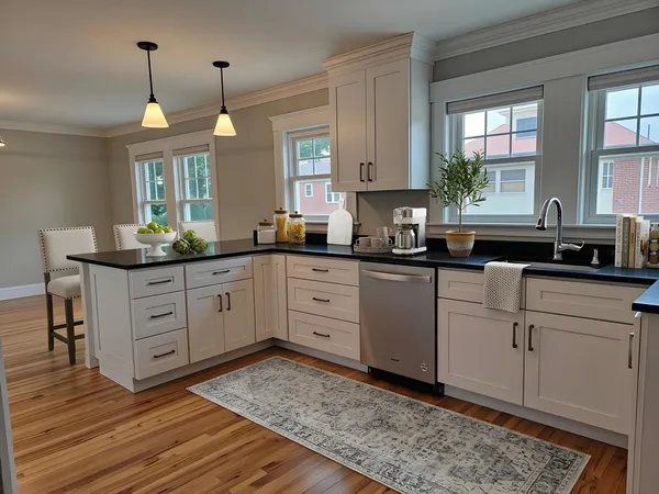 $3,500 | 29 Noble Street, Unit 2, Newton, MA 02465