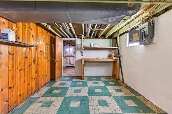 $175,000 | 1715 North Dodgion Street, Independence, MO 64050