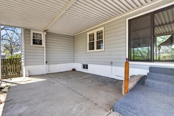 $175,000 | 1715 North Dodgion Street, Independence, MO 64050