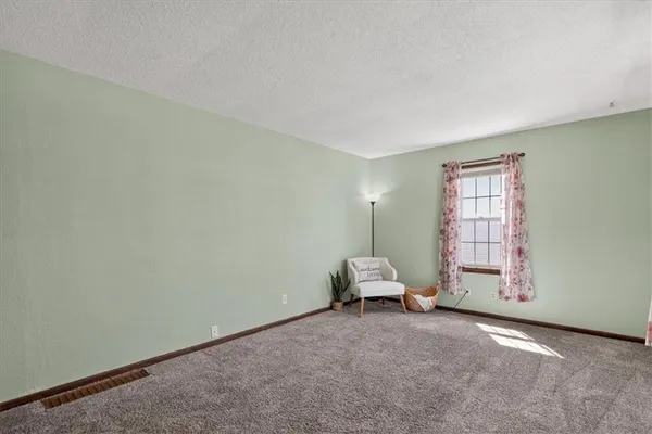 $175,000 | 1715 North Dodgion Street, Independence, MO 64050